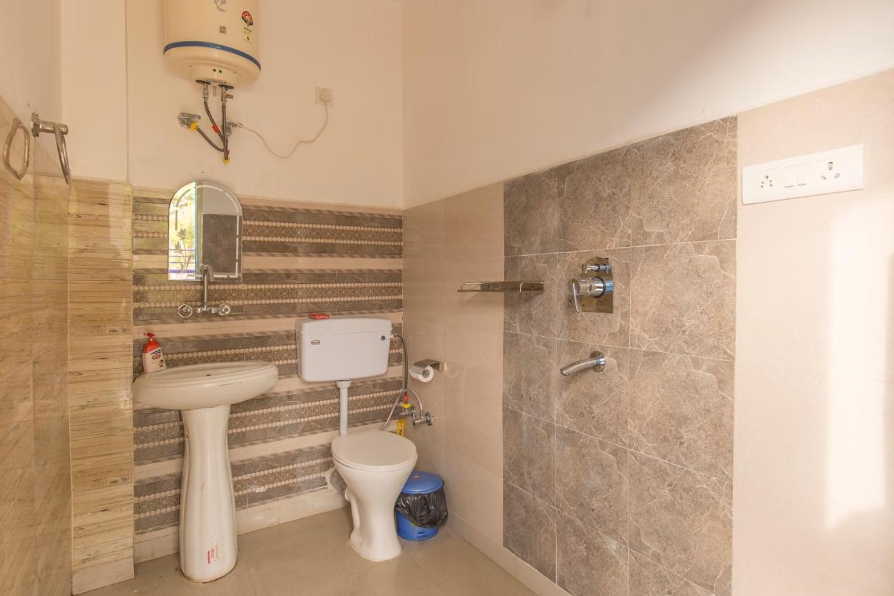 Gostops Dalhousie - Rooms & Dorms Екстер'єр фото