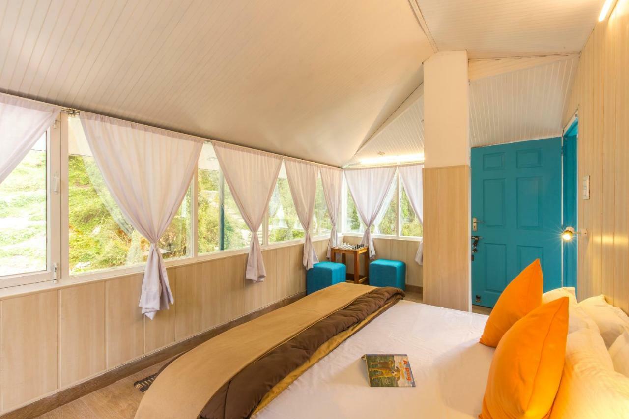 Gostops Dalhousie - Rooms & Dorms Екстер'єр фото