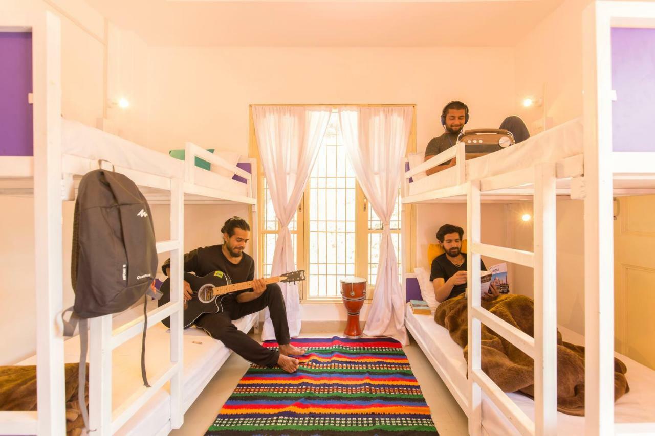 Gostops Dalhousie - Rooms & Dorms Екстер'єр фото